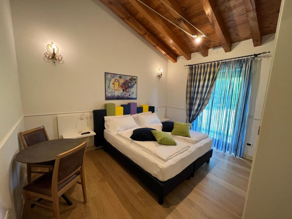 Steba House Savani Barbara Foresteria Lombarda Lonato Kültér fotó